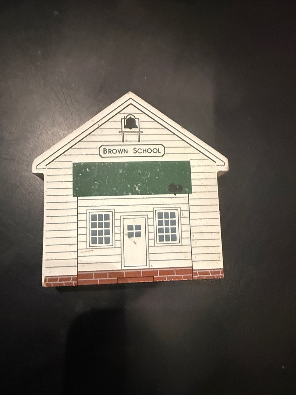 he Cat's Meow Brown School Wood Shelf Sitter 1991 Retired
